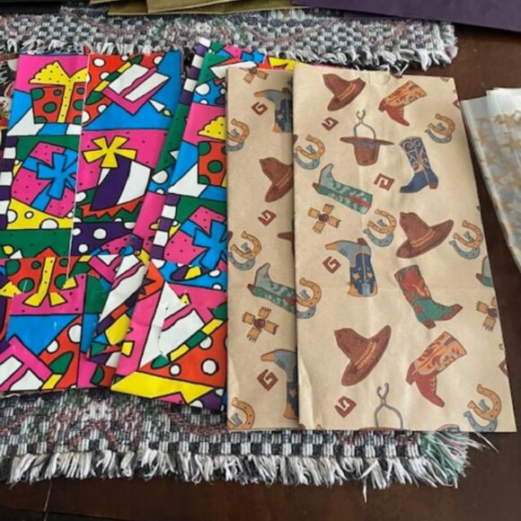 gift bags- assorted - Picture 1 of 10